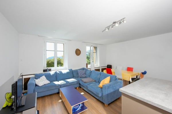 Einfamilienhaus mit Einliegerwohnung am Rebberg 9