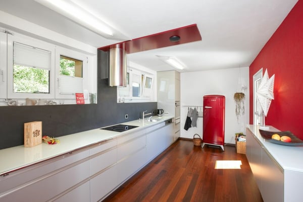 Einfamilienhaus mit Einliegerwohnung am Rebberg 6