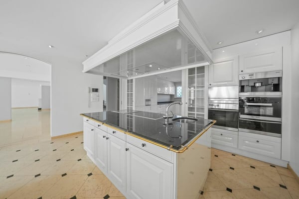 Exklusive Villa mit Wellnessbereich 8