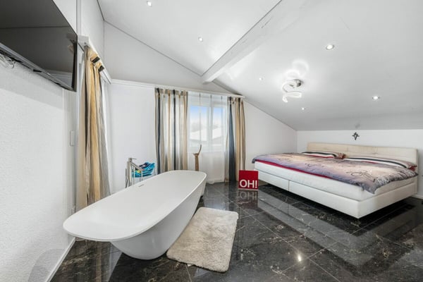 Zuhause und Gewerbe in einem 6