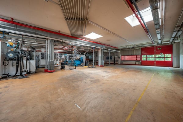 Gewerbeliegenschaft 12