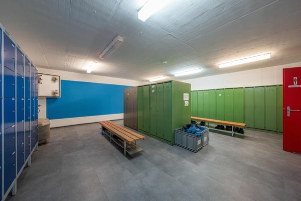 Gewerbeliegenschaft 9