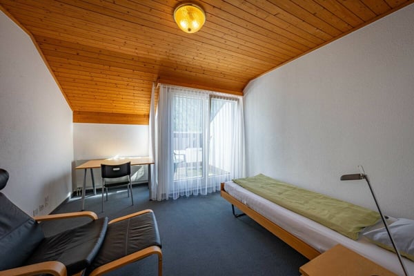 Wohn- und Geschäftshaus 4