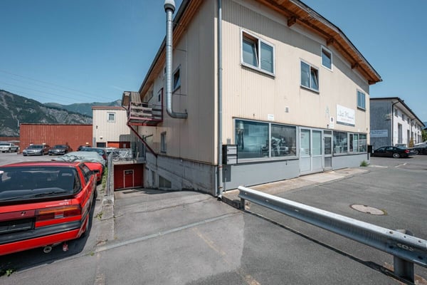 Gewerbeliegenschaft 5