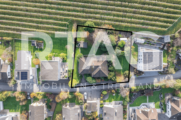 Entwicklungsareal mit Bestandesobjekt mit Seesicht 1