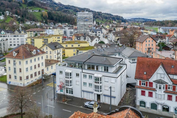 1.5-Zimmer-Attikawohnung 3