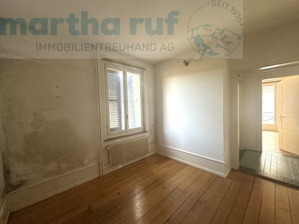 Zentral und sonnig gelegenes 3-Familienhaus mit viel Potenzial 10