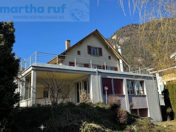 6.5-Zimmer-Wohnhaus an idyllischer und ruhiger Aarelage, nahe Zentrum 1