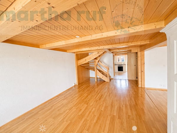 Altstadtjuwel Grosszügige und stilvolle 4.5-Zimmer-Maisonettewohnung 4