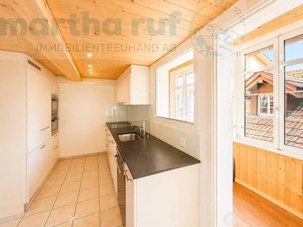 Altstadtjuwel Grosszügige und stilvolle 4.5-Zimmer-Maisonettewohnung 6