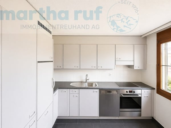 1.5- Zimmer Wohnung im 1. Stock mit Cheminée und Bergsicht 5