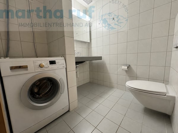 Grosszügige 3.5-Zimmer-Dachwohnung mit Galerie 11