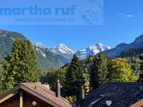 3.5-Zimmer-Dachwohnung mit traumhaftem Bergpanorama 2