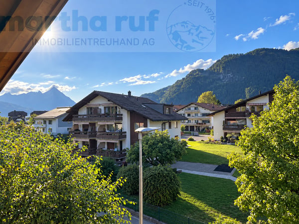 3.5-Zimmer-Dachwohnung mit traumhaftem Bergpanorama 11