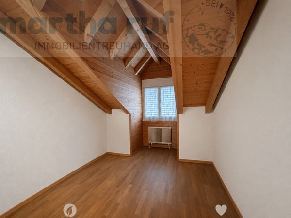 Wohnen über den Dächern 4.5- Zimmer-Dachwohnung mit Bergsicht 7