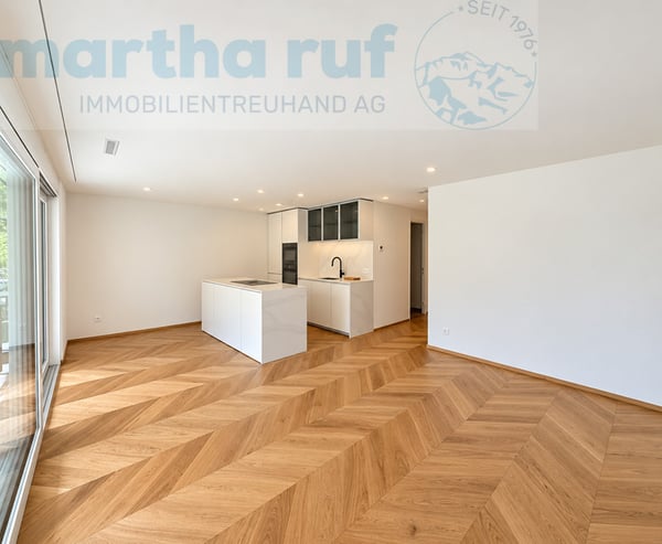 Exklusive 3.5- Zimmer Wohnung mit Garten Modern und hochwertig 1