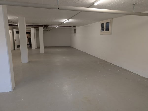 Grosszügiger Bastelraum zu vermieten in Zürich 4