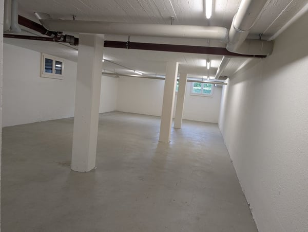 Grosszügiger Bastelraum zu vermieten in Zürich 5
