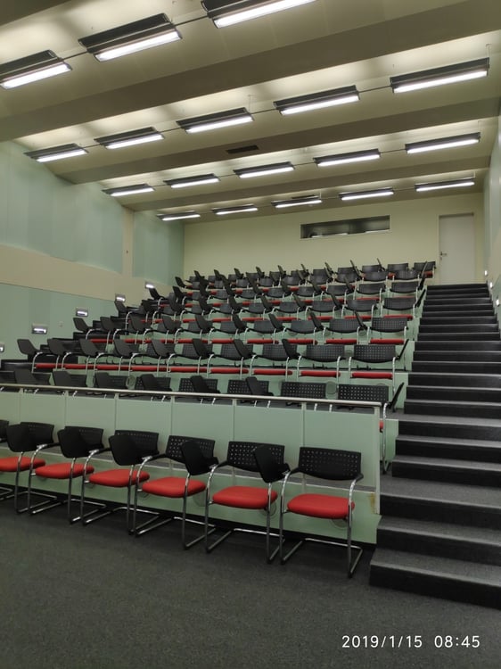 Arbeiten im ZWHATT: 2'188 m2 Büro-/Schulungsräume direkt beim Bahnhof Regensdorf 3