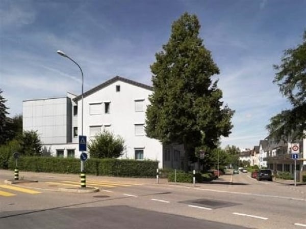 MIETEN OHNE KAUTION-Grosszügige und helle Wohnung in Zürich-Seebach 2