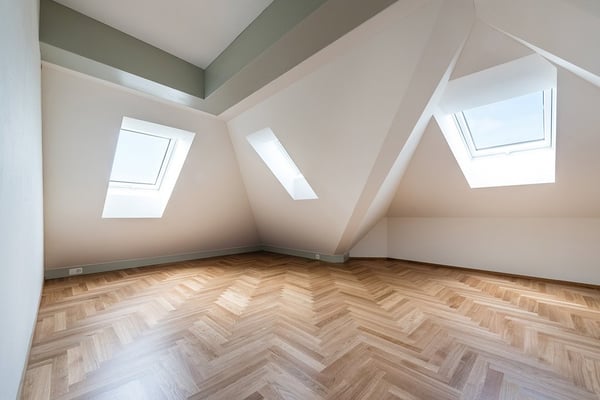 Helle Dach-Maisonettewohnung im beliebten Kreis 6 in Zürich 7