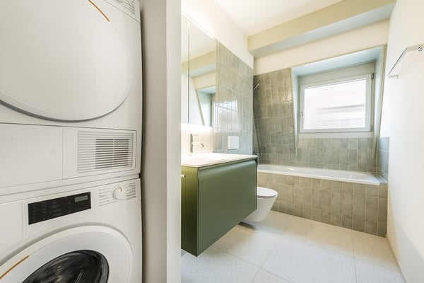 Helle Dach-Maisonettewohnung im beliebten Kreis 6 in Zürich 6