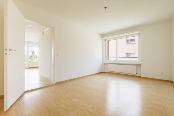 MIETEN OHNE MIETKAUTION - Terrassenwohnung mit Aussicht ins Grüne 3