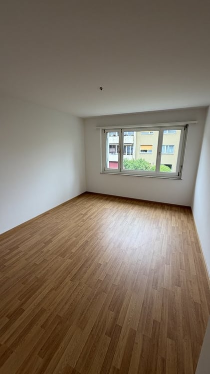 MIETEN OHNE KAUTION - Wohnung mitten in Bassersdorf 6