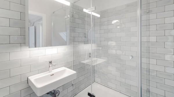 MIETEN OHNE KAUTION - Sanierte Maisonettewohnung für Familien 4