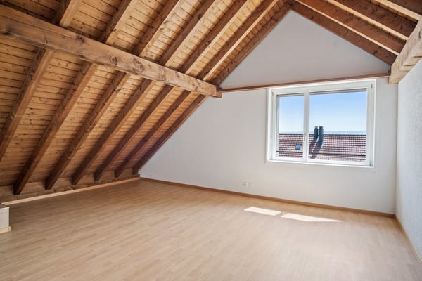 MIETEN OHNE KAUTION - Grosszügige Maisonette-Wohnung mit Fernsicht 6