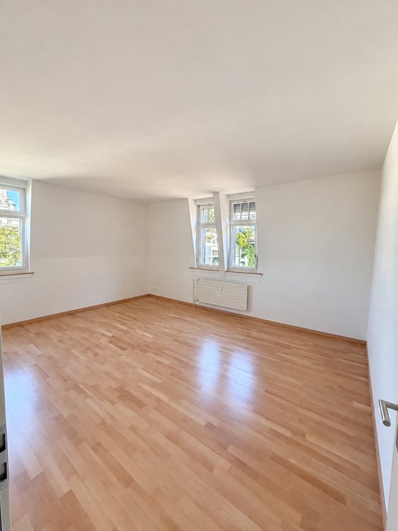MIETEN OHNE KAUTION - Grosszügige 5-Zimmerwohnung in Zürich 8