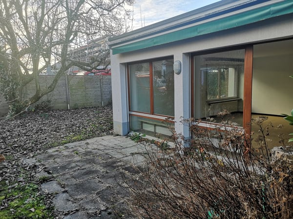 Charmante Wohnung mit Cheminée, eigenem Garten und Sitzplatz 1