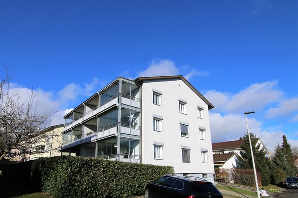 Helle 1-Zimmerwohnung mit verglastem Balkon 8