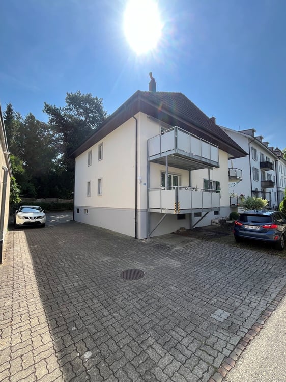 Charmante 2-Zimmer-Wohnung mit neuem Balkon in Solothurn 2