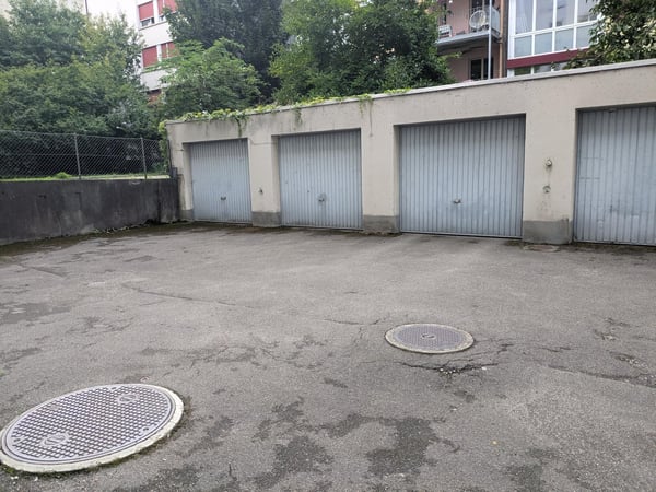 Garage im St. Johann zu vermieten BEFRISTET bis 30.04.27 3