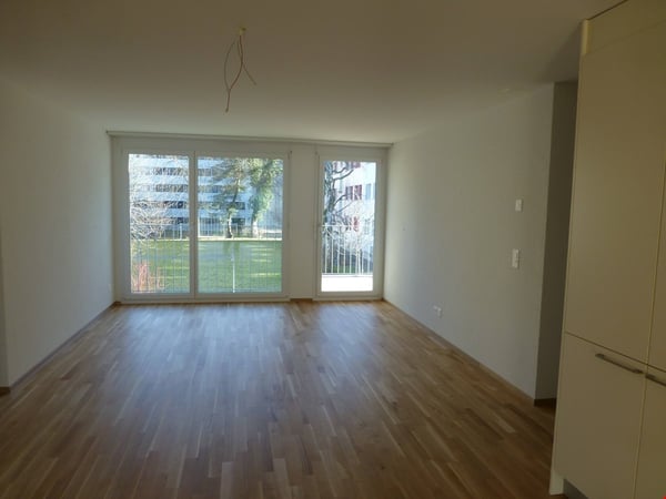 Moderne 3.5-Zimmer-Wohnung mit 2 Balkone in Liebefeld 3