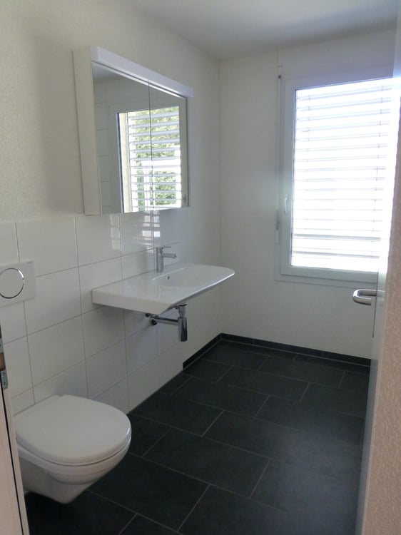 Moderne 3.5-Zimmer-Wohnung mit 2 Balkone in Liebefeld 7