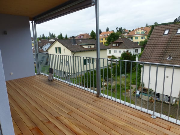 Moderne 3.5-Zimmer-Wohnung mit 2 Balkone in Liebefeld 8