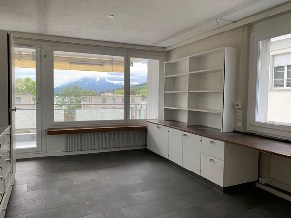 Ihr neuer Arbeitsplatz mitten in Küssnacht! 3