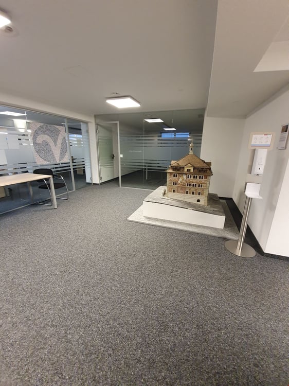 Befristet - moderne Büroräumlichkeiten Nähe Bahnhof Schwyz 4