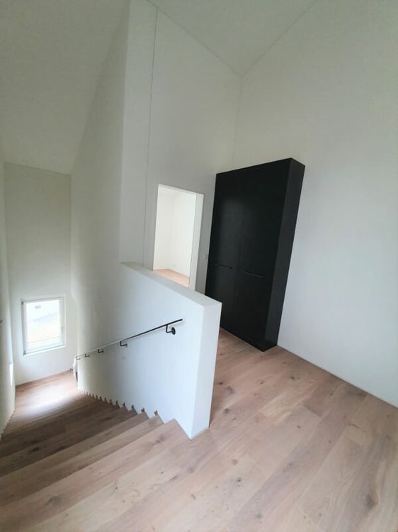 Exklusive Attikawohnung mit einmaliger See- und Bergsicht 9