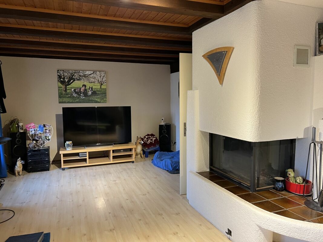 BEFRISTET | 4.5-Maisonettewohnung an zentraler Lage