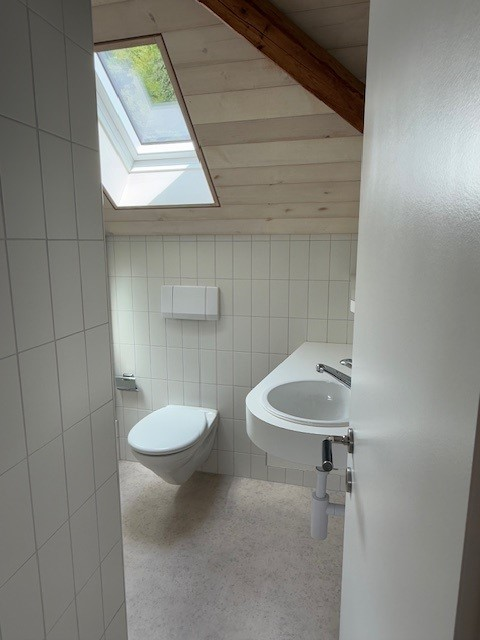 Helle und charmante 2.5-Zimmerwohnung in Schwarzenburg 2