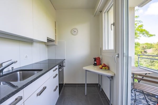 Light quiet one room apartment in Gellert 5