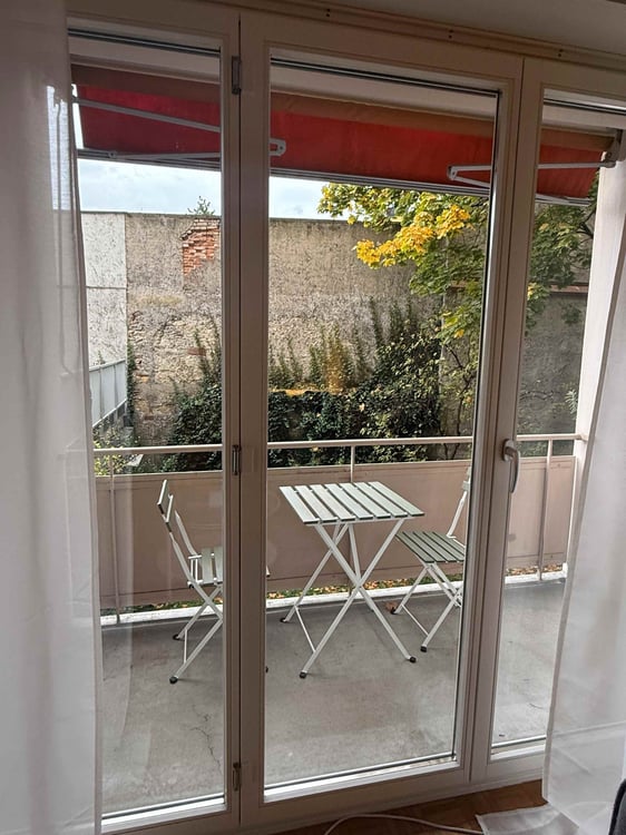 Charming 1-Room Furnished Apartment Near Basel University 3