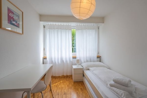 Light apartment with two bedroom near Historical Old City 8