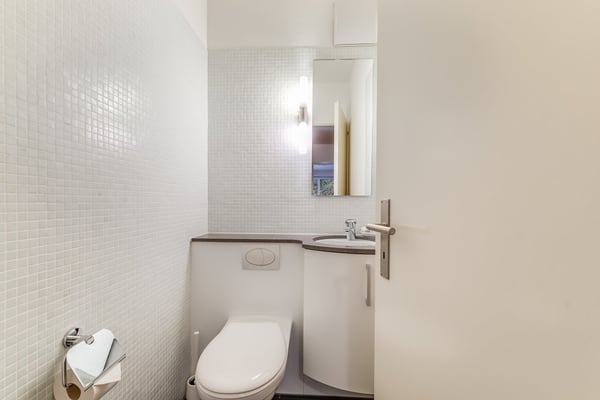 Light apartment with two bedroom near Historical Old City 12