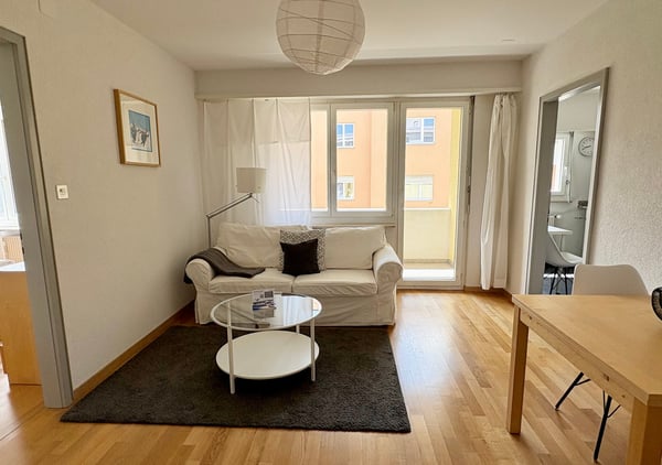 Lovely 2 room apartment with balcony 5