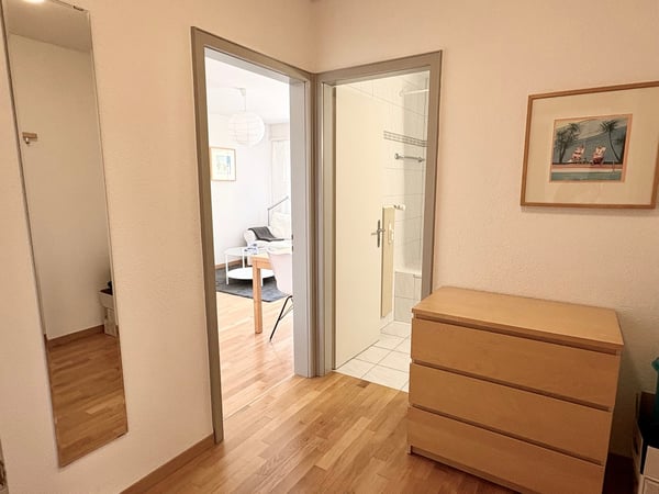 Lovely 2 room apartment with balcony 15