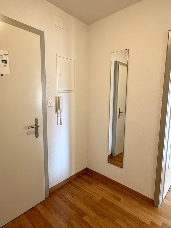 Lovely 2 room apartment with balcony 13